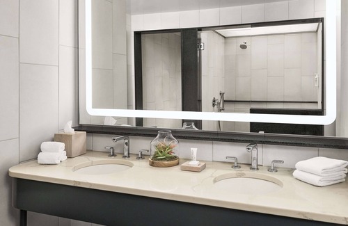 Downtown Nashville Hotel | The Bankers Alley Hotel Nashville, Tapestry Collection By Hilton