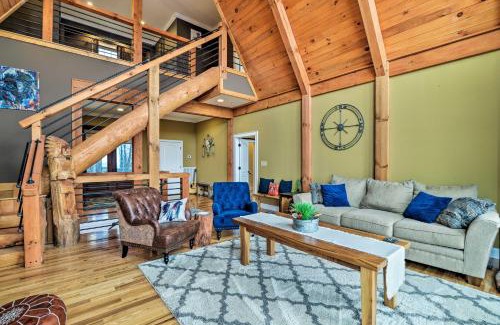 Caldwell Casa | The Barn House Caldwell Mtn Retreat with Hot Tub!