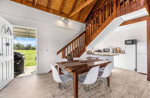 Lovedale Cabaña | The Barn - Pet Friendly