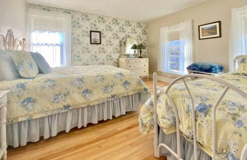 Bartlett Casa | The Bartlett Village House