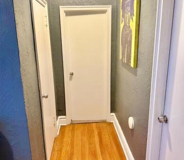 East Orange Apartamento | The Basquiat Suite