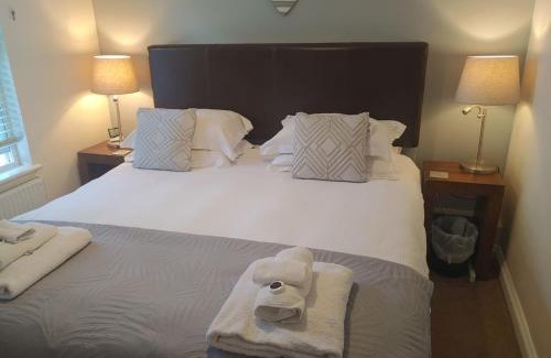 Bath Apartamento | The Bath House Apartments - Free 1st breakfast - FREE parking