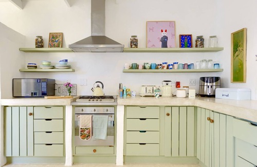 Kommetjie Villa | The Beach Cottage - Beachside Living in Kommetjie, Cape Town