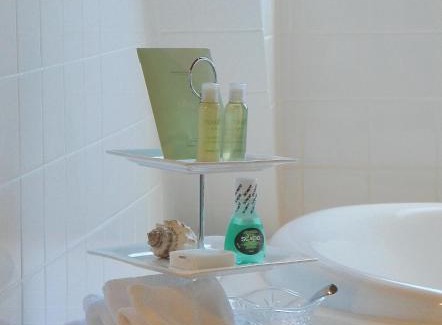 Booktown Hotel | The Beacon Inn at Sidney