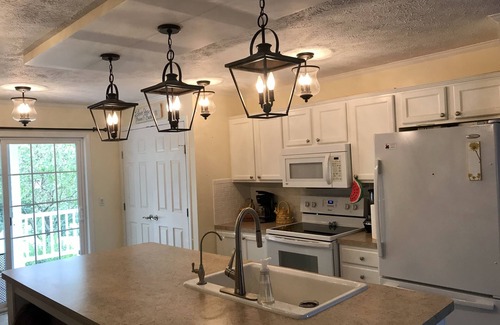 Glouster Casa | The Beehive at Bigfoot Hollow