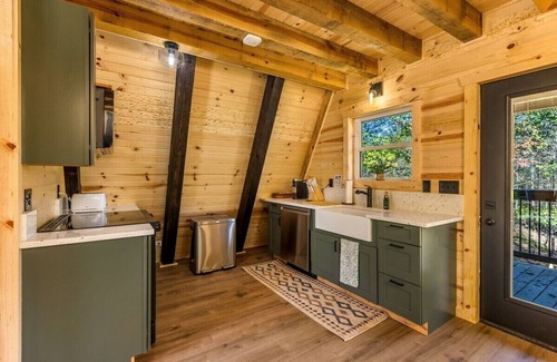 New Plymouth Cabina | Cabaña-Moderno-Baño privado