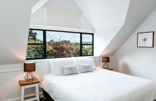 Berry Hotel | The Berry Inn