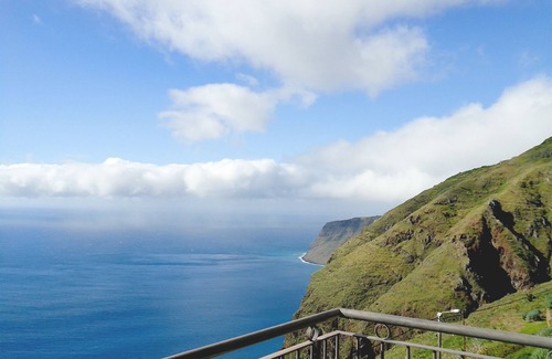 Paul do Mar Casa | The Best Sea View in Madeira -Casa Farol