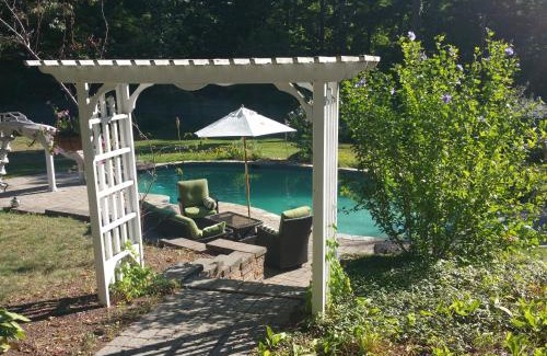 East Hampton Cama Y Desayuno | The Bevin House B&B