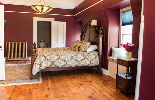 East Hampton Cama Y Desayuno | The Bevin House Bed & Breakfast