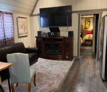 Hurricane Casa | The Big Tiny White House