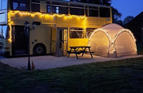 Montchevrier Casa | The Big Yellow Bus