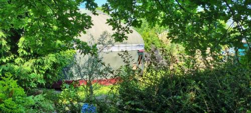 Berkeley Otro | The Big Yurt - family glamping in the Cotswolds