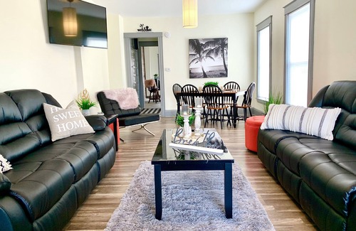 Downtown Niagara Falls Villa | The Blackjack Duplex - Private Yard & Parking, Near Falls & Casino by Niagara Hospitality