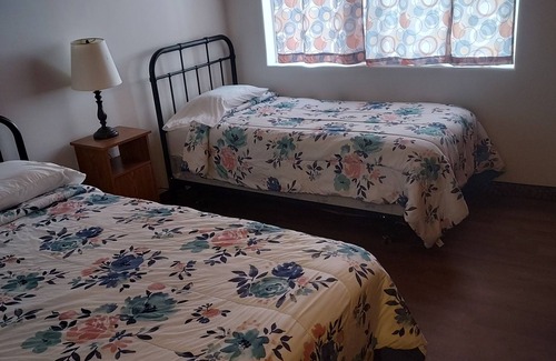 Bliss Hotel | The Bliss Hotel Motel