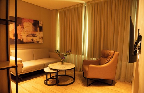 Lagos Hotel | The Blowfish Hotel