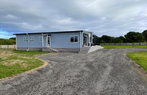 Pungarehu Casa | The Blue Bach