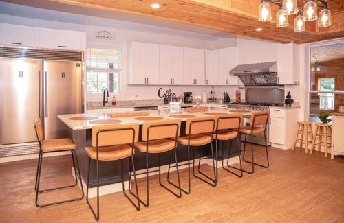 Murfreesboro Casa | The Blue Barn at the MeadowCreek
