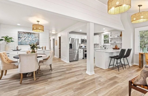 Eagle Lake Casa | The Blue Cottage on Eagle Lake