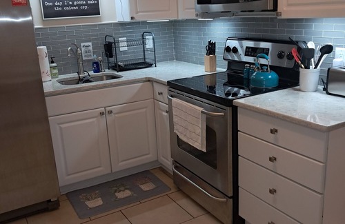 Port Royal Cabaña | The Blue Green Heron 5 miles to Parris Island