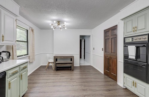 Leawood Casa | The Blue Heron: Spacious Retreat Mins off I-44