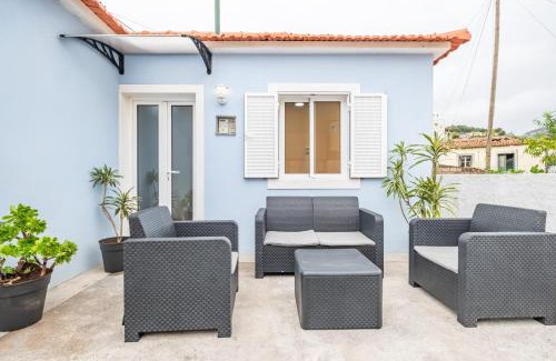 Santo Antonio Casa | The Blue House