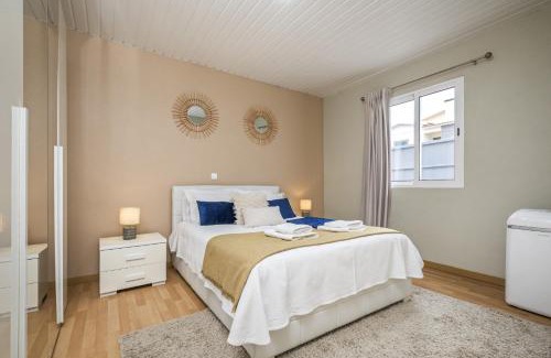 Santo Antonio Casa | The Blue House