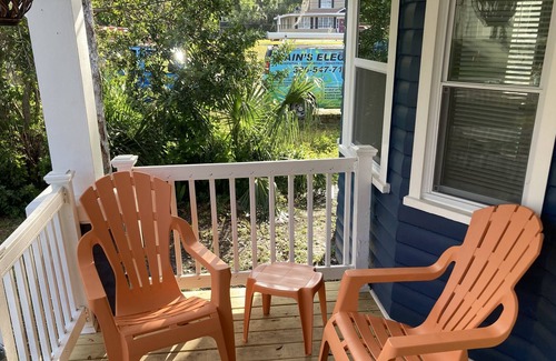 Daytona Beach Cabaña | The Blue Pearl Cottage (Only minutes to the beach!)