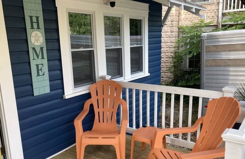 Daytona Beach Cabaña | The Blue Pearl Cottage (Only minutes to the beach!)