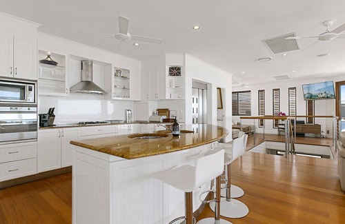 Sunrise Beach Casa | The Boardroom- Paradise para toda la familia