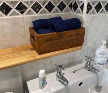 Moreton-in-Marsh Casa | The Bolt Hole, Cotswold Cottage, Moreton-In-Marsh