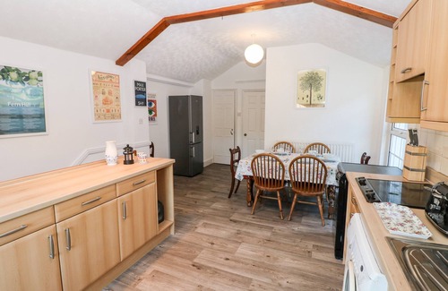 Mumbles Cabaña | THE BOOKSHELF, pet friendly, character holiday cottage in Mumbles