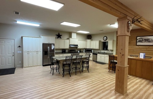 Negreet Casa | The BooneDocks Lodge in Toledo Bend. Come Experience spacious living.