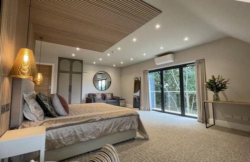 Littleworth Cama Y Desayuno | The Boutique Hotel by The Snooty Mehmaan