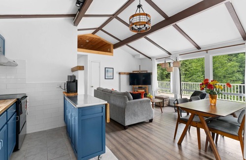 Jeffersonville Casa | By the Brewster - Close to Smuggs, River & Trail