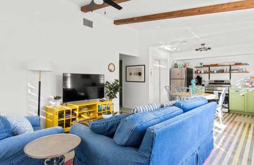Crystal River Casa | The Bright Bay Hideaway A Family Crystal River Escape