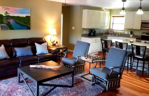 Calico Rock Casa | The Brown - Cabin 1 - Amazing White River frontage views!