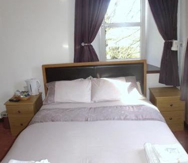Watten Hotel | The Brown Trout Hotel