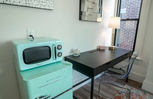 Olde Towne East Casa | The Buckeye Retreat Mansion