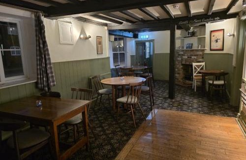 Woodfalls Cama Y Desayuno | The Bull Hotel