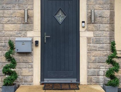 Lumbutts Casa | The bungalow at Phoenix Court