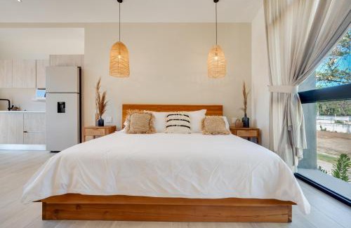 Playa Flamingo Apartamento | The Bungalows #3 - Boutique Hotel in Flamingo Beach - Ground Level Studio