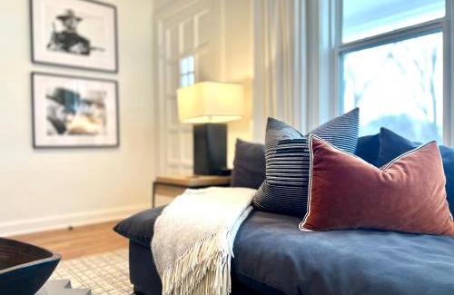 Fredericksburg Casa | The Burbank House