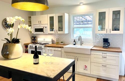 Fredericksburg Casa | The Burbank House