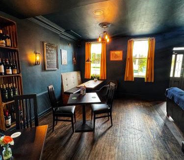 Buxted Hotel | The Buxted Inn