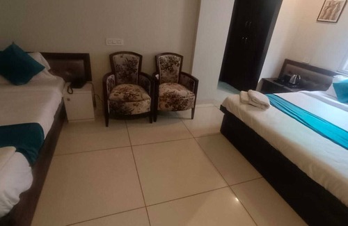 Indore Hotel | The Byke Business Hotel - Signature Planet (Vijay Nagar)