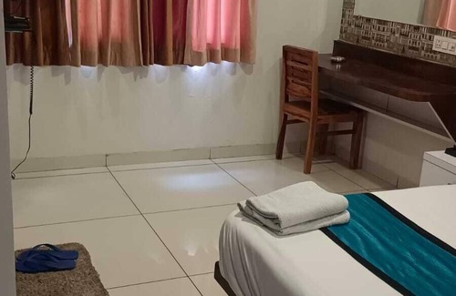 Indore Hotel | The Byke Business Hotel - Signature Planet (Vijay Nagar)