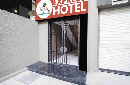 Rau Hotel | The Byke Express - Near Gopur Square