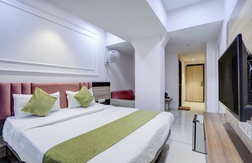 Indore Hotel | The Byke Express - Near Vishesh Jupiter