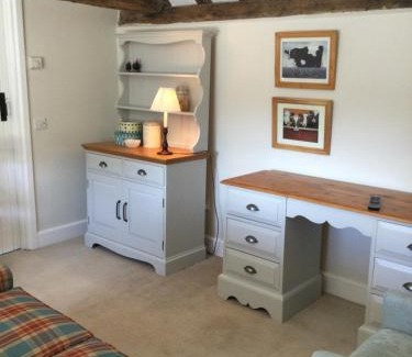 Ticehurst Casa | The Byre at Heartwood